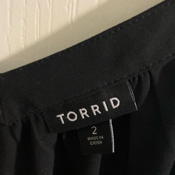 COPY - Torrid swing top - Picture 2 of 2